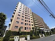 【外観】1997年築、オートロックシステム、宅配ボックス完備です。