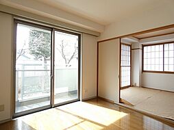 居間