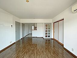 カサフィーナＡI 3階3LDKのリビング/ダイニング