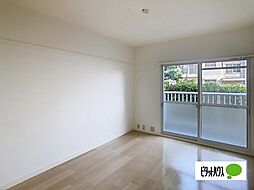 テレパレス丹波島1号棟 1階3LDKのリビング/ダイニング