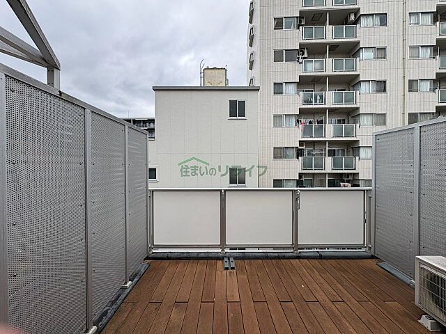 バルコニー