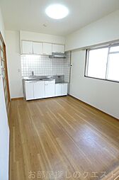 名古屋市営鶴舞線 川名駅 徒歩3分の賃貸マンション 4階2DKのリビング/ダイニング