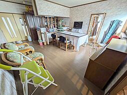 居間