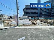 現地