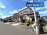 駐車場：外観