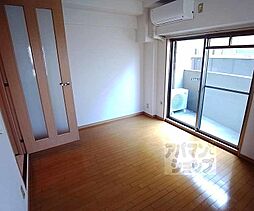 京都市営烏丸線 五条駅 徒歩1分の賃貸マンション 8階1Kのリビング/ダイニング