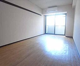 レジデンスじゅらく 101 1階1Kのリビング/ダイニング