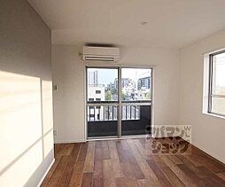 マンションパール 403 4階1LDKのリビング/ダイニング