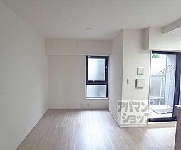 京都市営烏丸線 烏丸御池駅 徒歩8分の賃貸マンション 1階1LDKのリビング/ダイニング