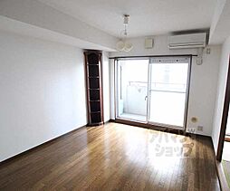 二条聚楽町アーバンコンフォート 302 3階3LDKのリビング/ダイニング