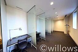 スタディルームでは資格の勉強ができますね