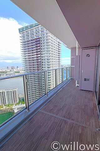 バルコニー ＨＡＲＵＭＩ ＦＬＡＧ ＳＵＮ ＶＩＬＬＡＧＥ T棟 37階/-