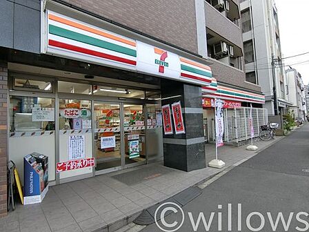 セブンイレブン北品川八ッ山通り店 徒歩5分。 348m