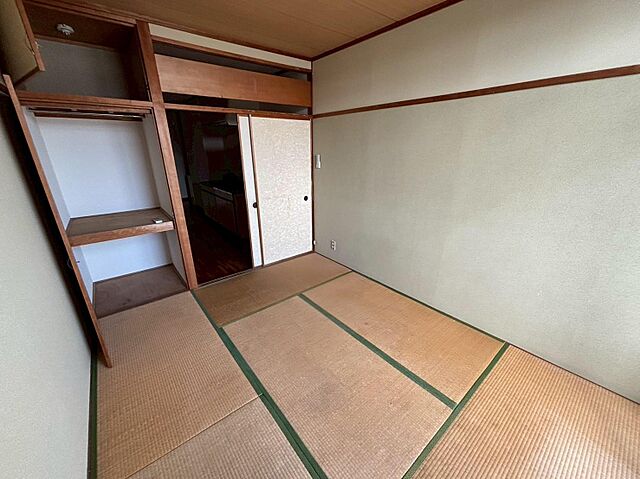 寝室