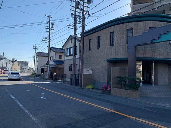 前面道路幅員約...