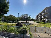 中流公園　徒歩約8分（600ｍ）