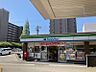 周辺：ファミリーマート富吉駅前店まで　143m　徒歩約2分