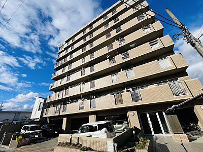 外観：平成4年10月築の中古マンションです☆名鉄名古屋本線「国府宮」駅まで徒歩7分の好立地。