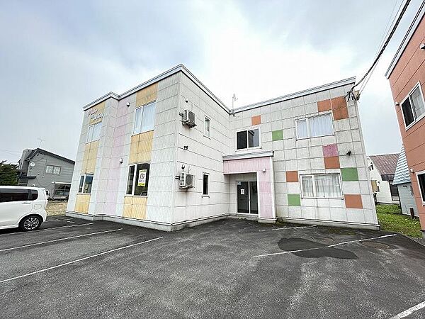 Pｉｎｋｙ&Wｈｉｔｙ 103｜北海道旭川市緑町25丁目(賃貸アパート1LDK・1階・39.92㎡)の写真 その1