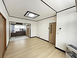 居間