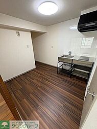 ヒルズガーデン小泉 304 3階1DKのリビング/ダイニング