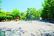 神奈川公園 徒歩3分。公園 230m
