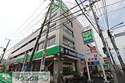 サミットストア 菊名店 徒歩9分。 650m