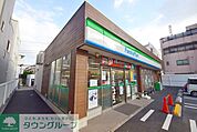 ファミリーマート板橋高島平団地前店 徒歩16分。コンビニ 1280m