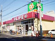 ライフ武蔵小山店 徒歩4分。スーパー 320m
