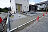 その他：3台まで並列駐車できるので、急な来客時やお子様が成人して車を所有するようになっても安心です。