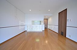 ロイヤルパークス新田 9階3LDKのリビング/ダイニング