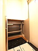 シューズボックス