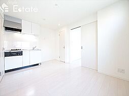 名古屋市営東山線 名古屋駅 徒歩7分の賃貸アパート 3階1LDKのリビング/ダイニング