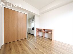 名古屋市営東山線 新栄町駅 徒歩10分の賃貸マンション 8階ワンルームのリビング/ダイニング