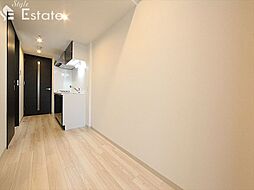 名古屋市営名城線 平安通駅 徒歩1分の賃貸マンション 13階1DKのリビング/ダイニング