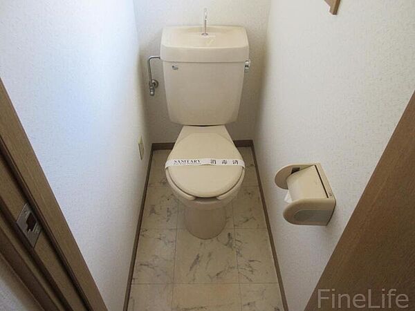 画像11:シンプルなトイレです