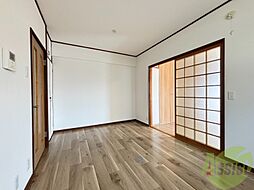 居間