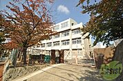 神戸市立神陵台中学校 125m