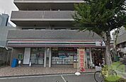 セブン-イレブン神戸泉が丘店 685m