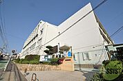 神戸市立霞ヶ丘小学校 674m