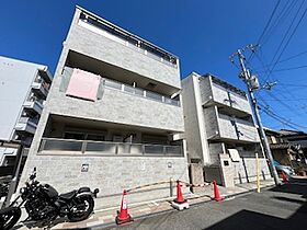 ルナ・ソレイユ長瀬駅前  ｜ 大阪府東大阪市吉松1丁目（賃貸アパート1LDK・2階・33.39㎡） その1