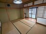 寝室：１階東側の和室約６.０帖