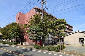 ソレイユ窪田  ｜ 山梨県甲府市川田町（賃貸マンション2LDK・2階・63.76㎡） その1