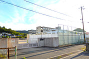 高岡西小学校