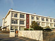 緑が丘東小学校