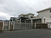 半田小学校