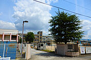 手柄小学校