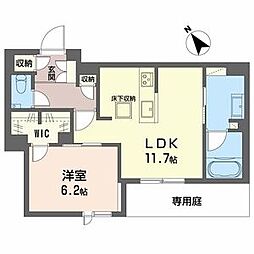 ラ ピエノ 1階