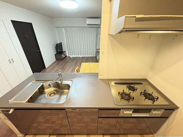 キッチン サンリヤン愛宕1丁目レジオン 6階/-