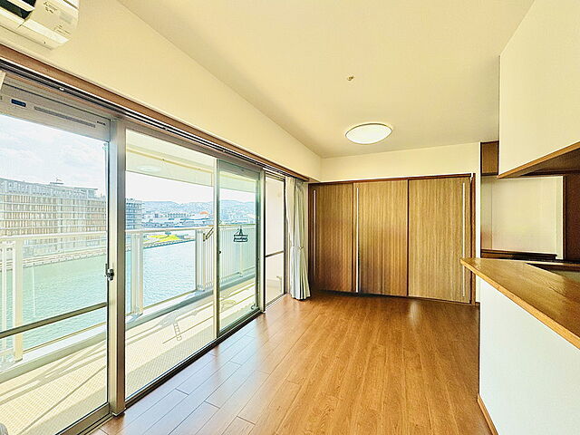 リビング/ダイニング タワーシティ長崎イーストコート 6階/-